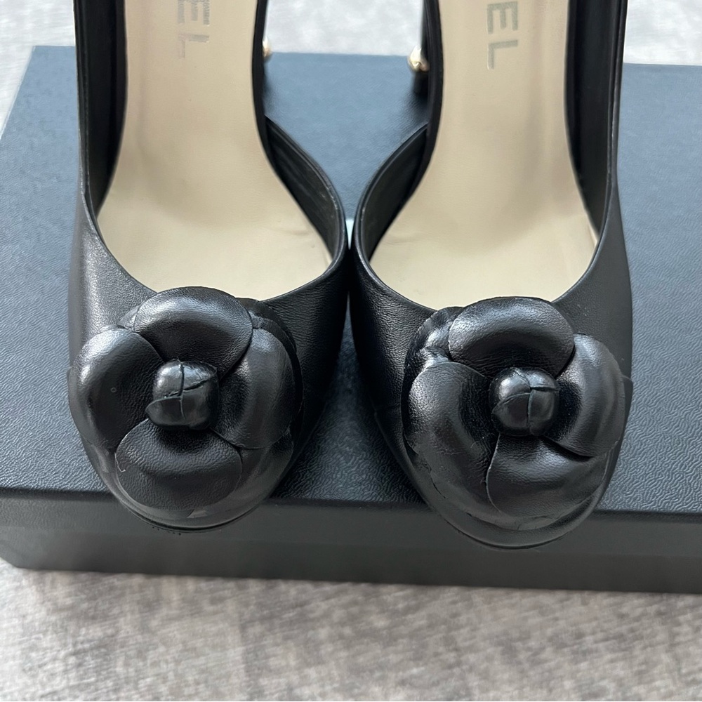 CHANEL Camellia Half-d'Orsay 4” Pumps - Picture 9 of 10